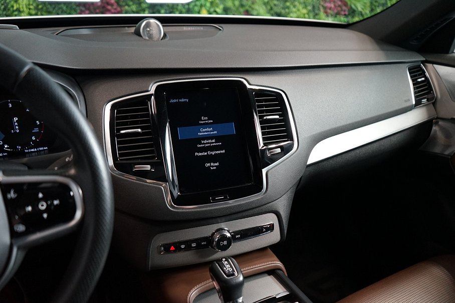 Volvo XC90 D5