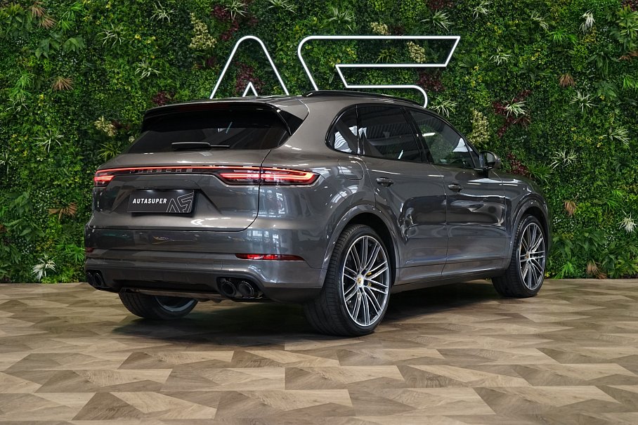 Porsche Cayenne Turbo