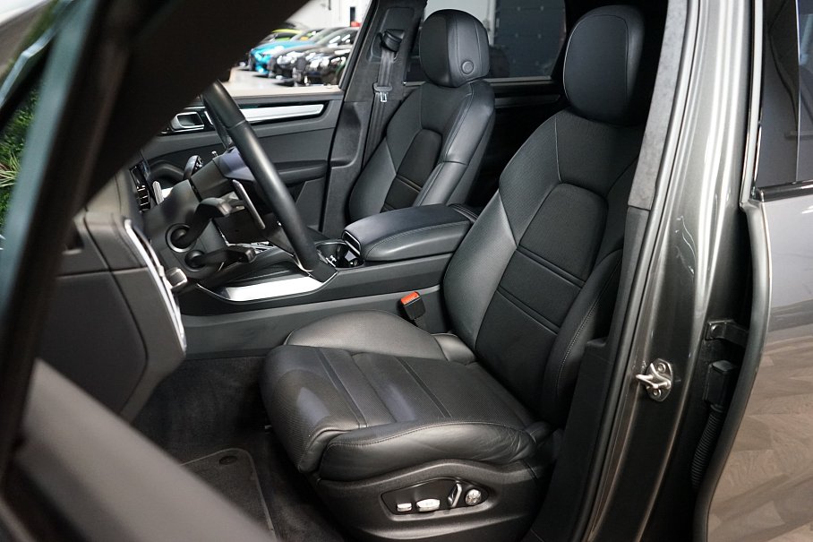 Porsche Cayenne Turbo
