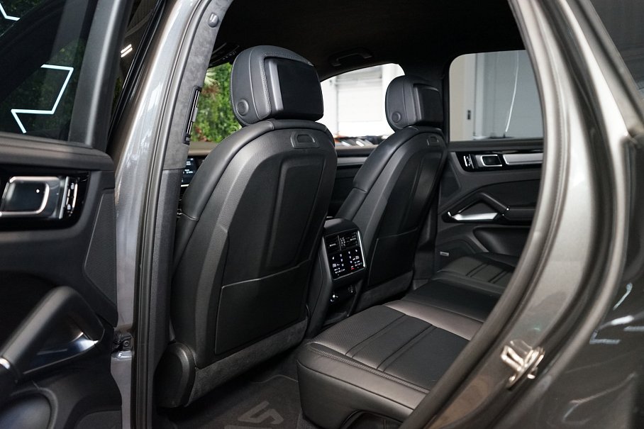 Porsche Cayenne Turbo