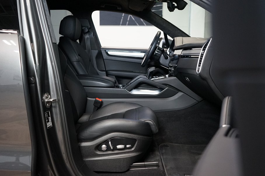Porsche Cayenne Turbo