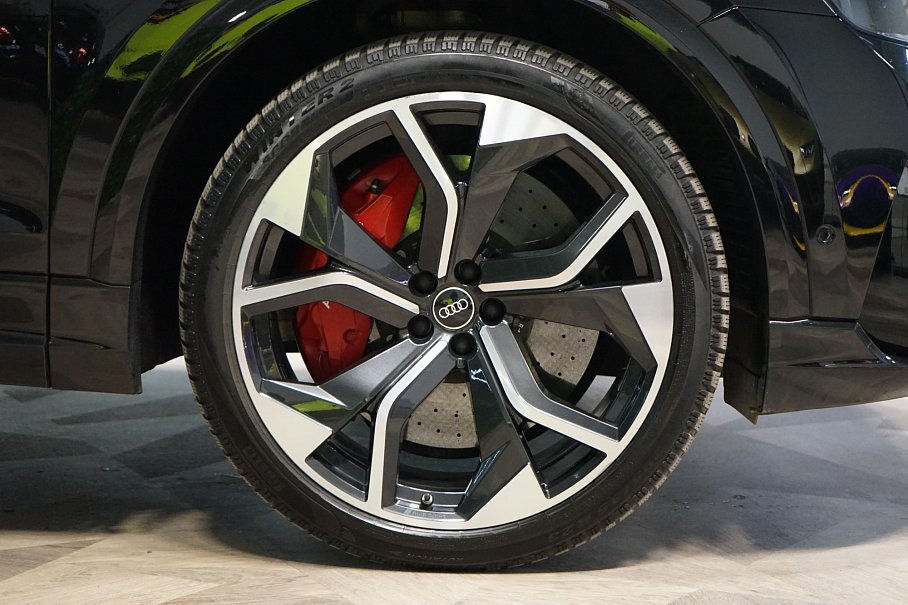 Audi RS Q8 4.0 TFSI quattro