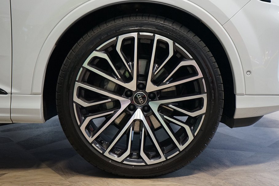 Audi Q7 50 TDI quattro