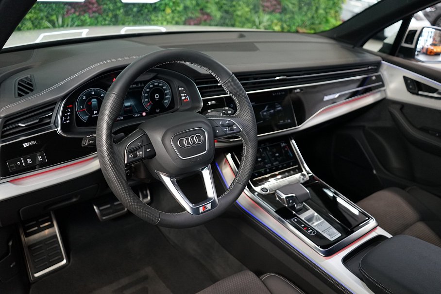 Audi Q7 50 TDI quattro