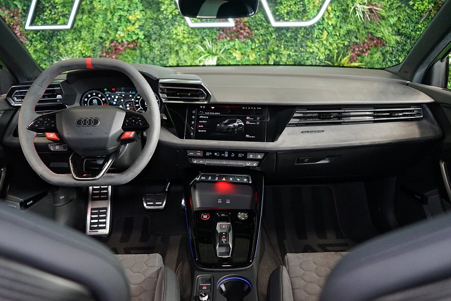 Audi RS 3 Sportback 2.5 TFSI quattro