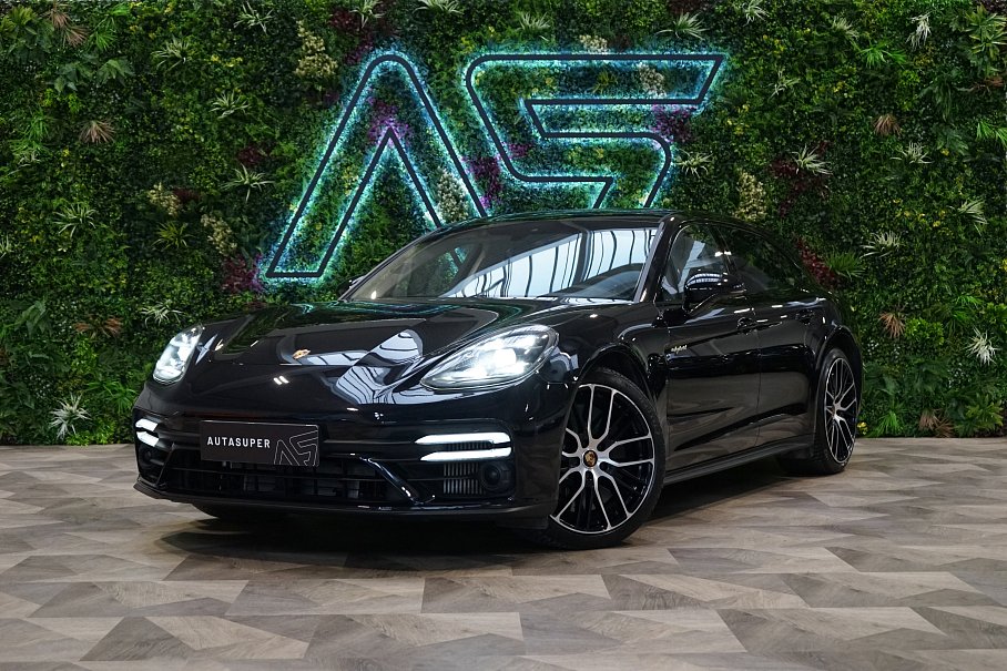 Porsche Panamera Sport Turismo Turbo S e-Hybrid