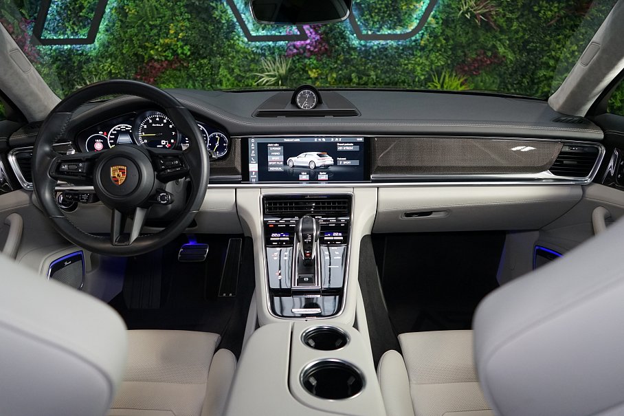 Porsche Panamera Sport Turismo Turbo S e-Hybrid
