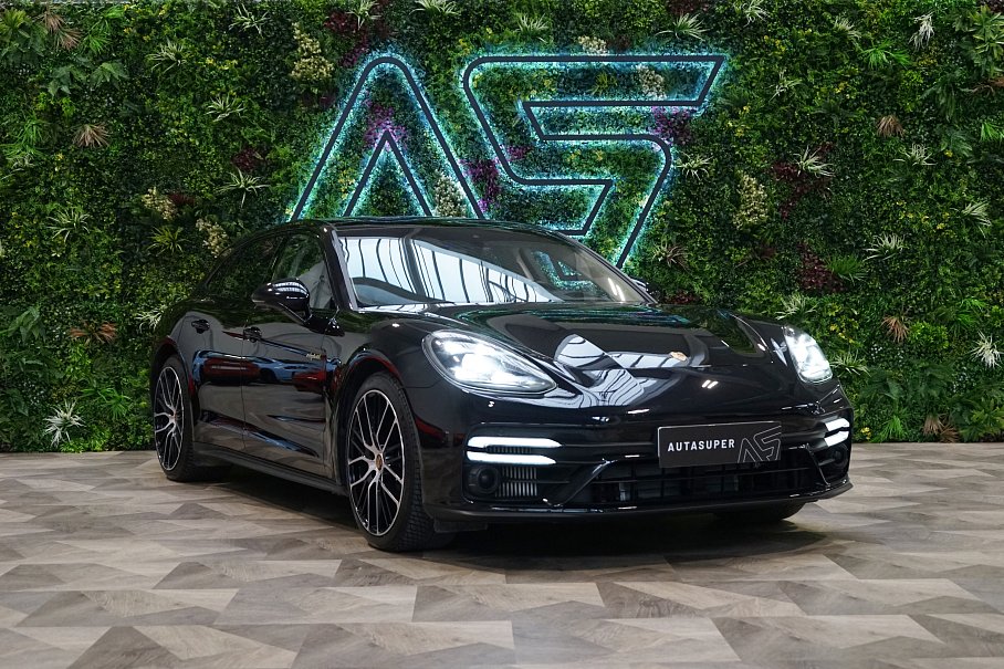 Porsche Panamera Sport Turismo Turbo S e-Hybrid