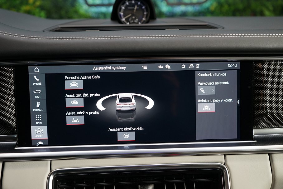 Porsche Panamera Sport Turismo Turbo S e-Hybrid