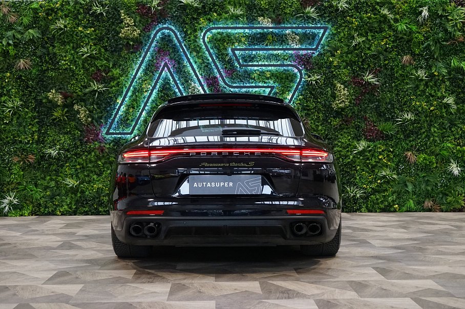 Porsche Panamera Sport Turismo Turbo S e-Hybrid