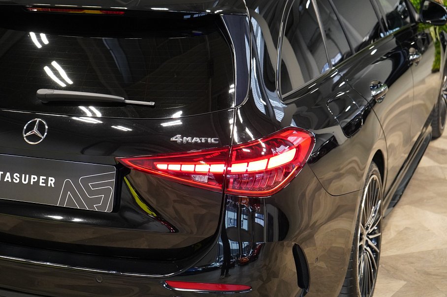 Mercedes-Benz Třída C 220d 4Matic Kombi