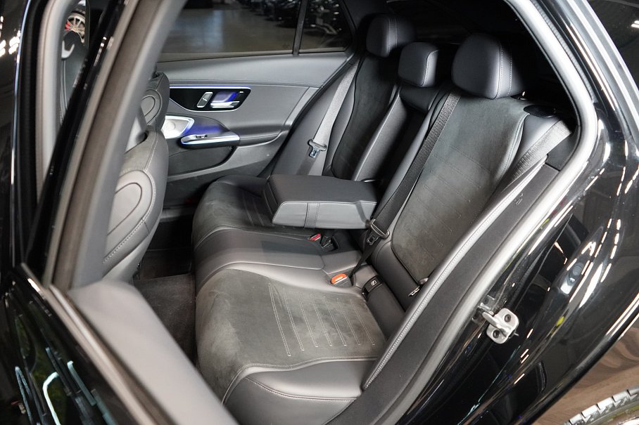 Mercedes-Benz Třída C 220d 4Matic Kombi