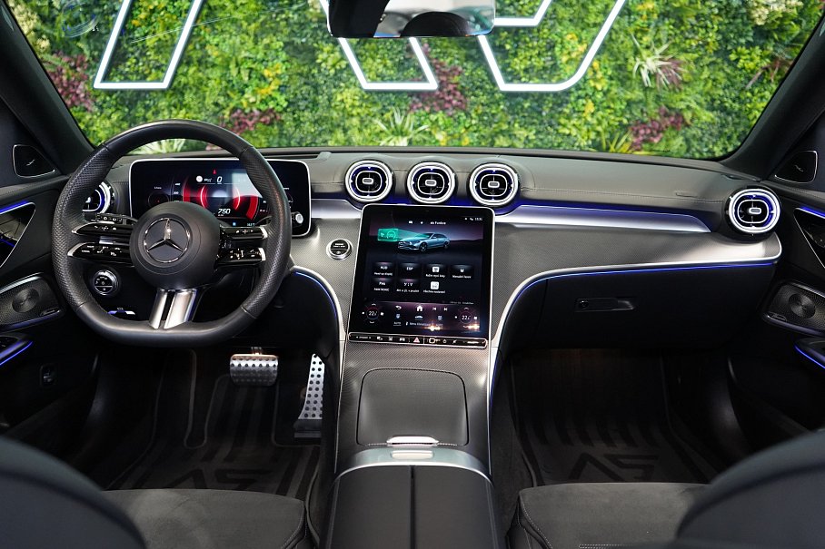 Mercedes-Benz Třída C 220d 4Matic Kombi