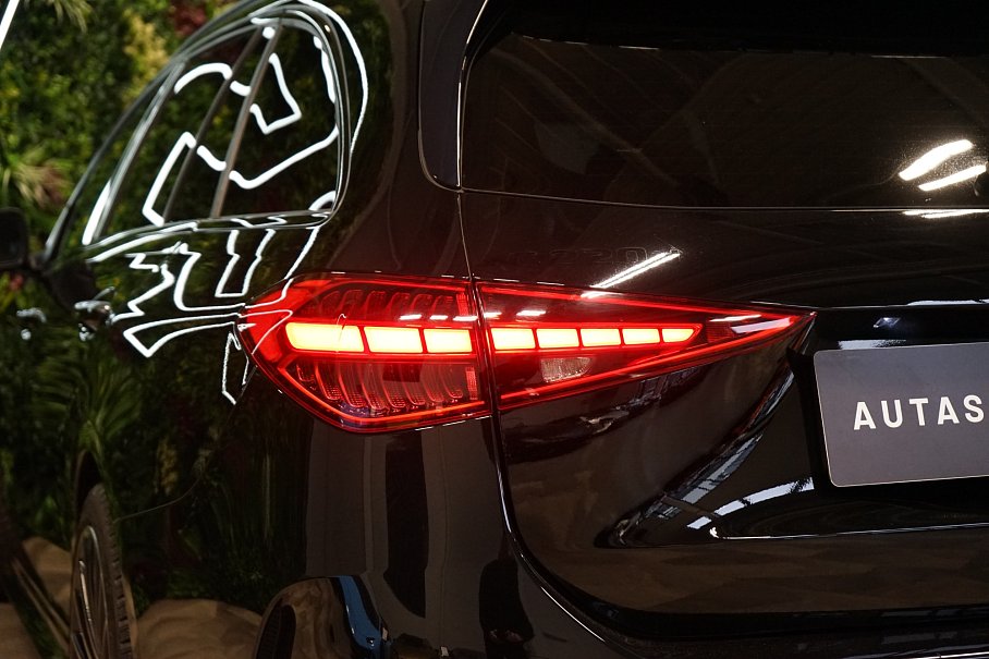 Mercedes-Benz Třída C 220d 4Matic