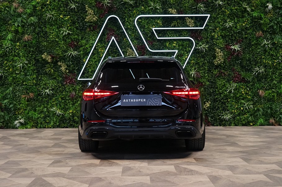 Mercedes-Benz Třída C 220d 4Matic