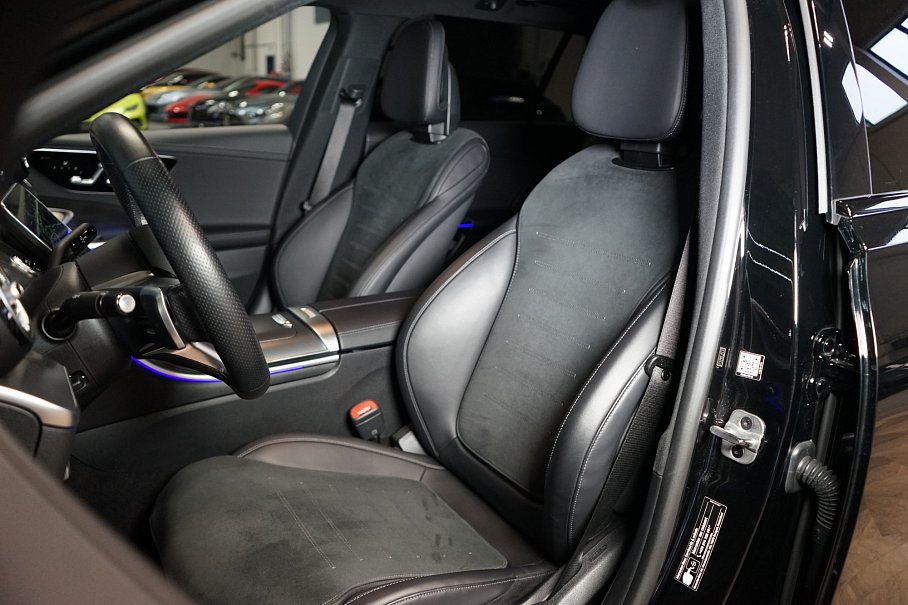 Mercedes-Benz Třída C 220d 4Matic