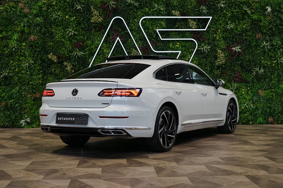 Volkswagen Arteon 2.0 TSI R-Line