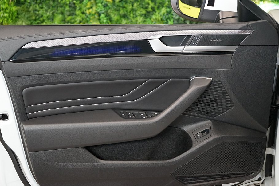 Volkswagen Arteon 2.0 TSI R-Line