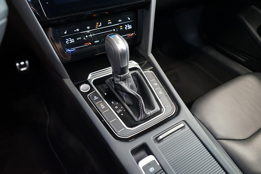 Volkswagen Arteon 2.0 TSI R-Line