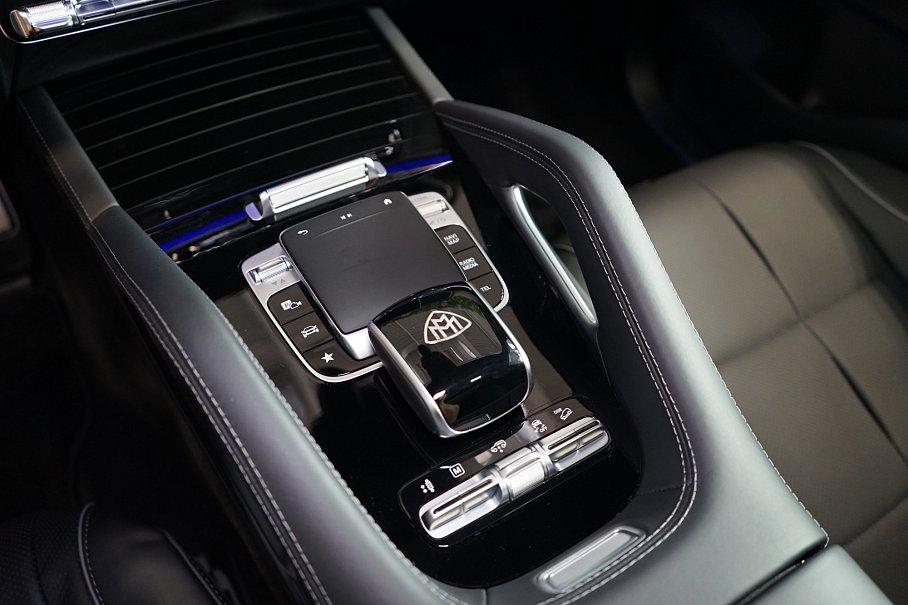 Mercedes-Benz GLS Brabus 800 Maybach