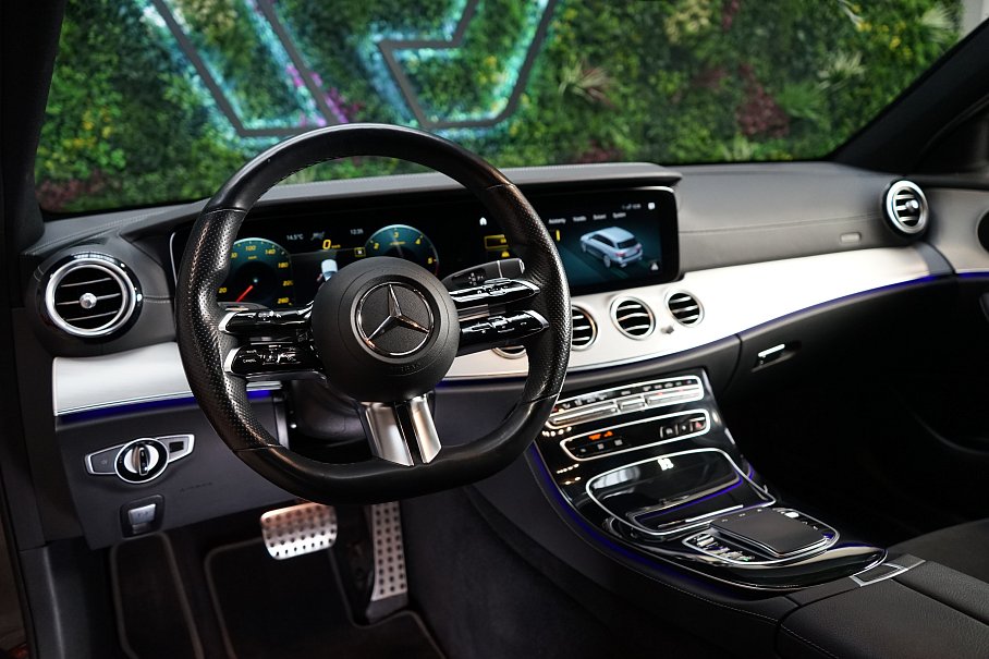 Mercedes-Benz Třídy E 220d 4Matic