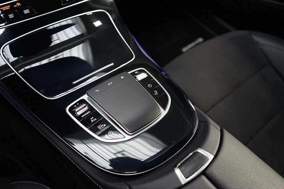 Mercedes-Benz Třídy E 220d 4Matic