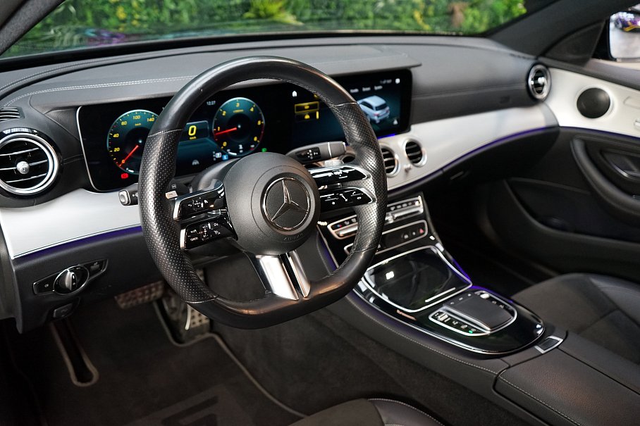 Mercedes-Benz Třídy E 220d 4Matic