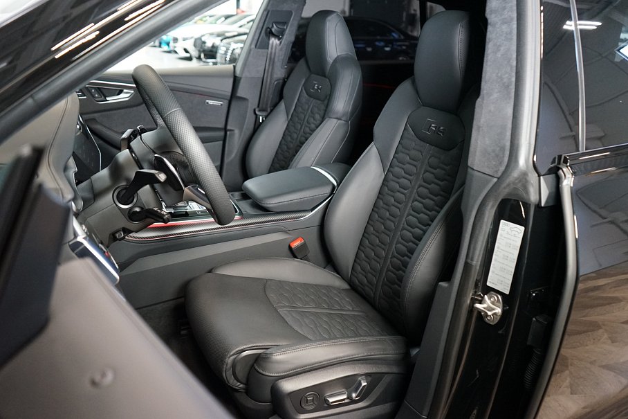 Audi RS Q8 4.0 Performance TFSI quattro