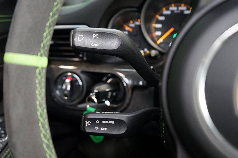 Porsche 911 991.2 GT3 RS MR