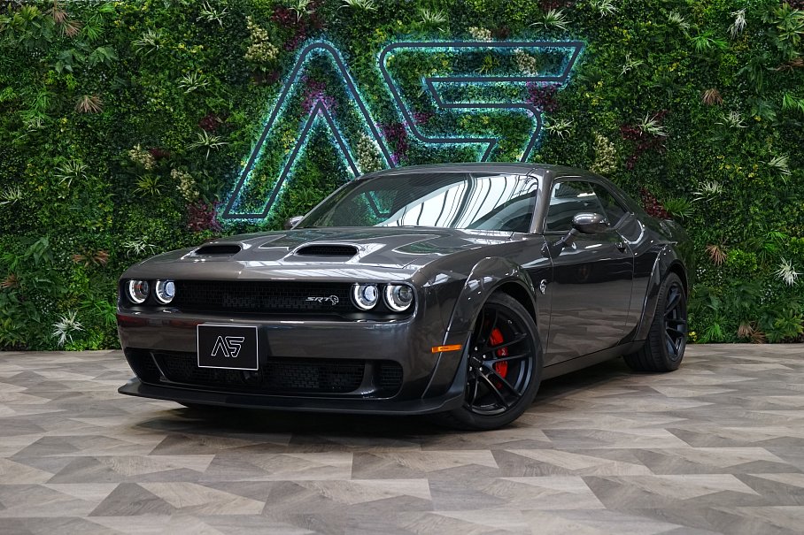 Dodge Challenger SRT HELLCAT
