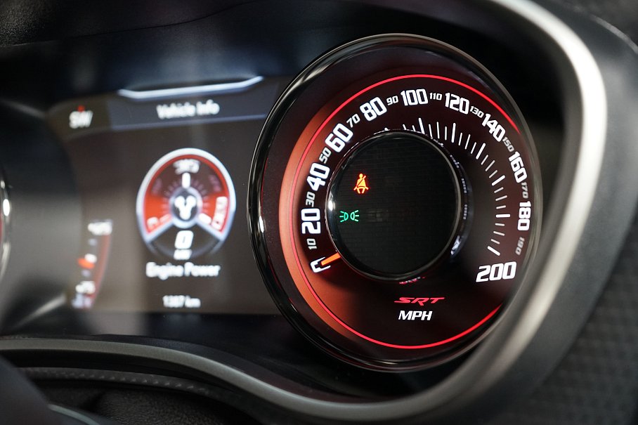 Dodge Challenger SRT HELLCAT
