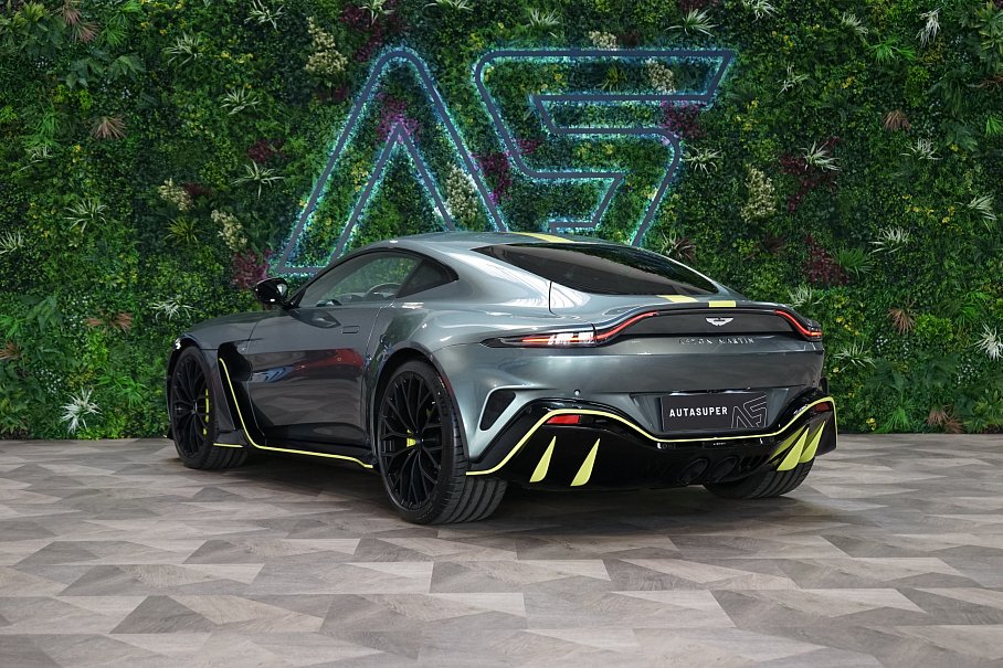 Aston Martin V12 Vantage Coupe