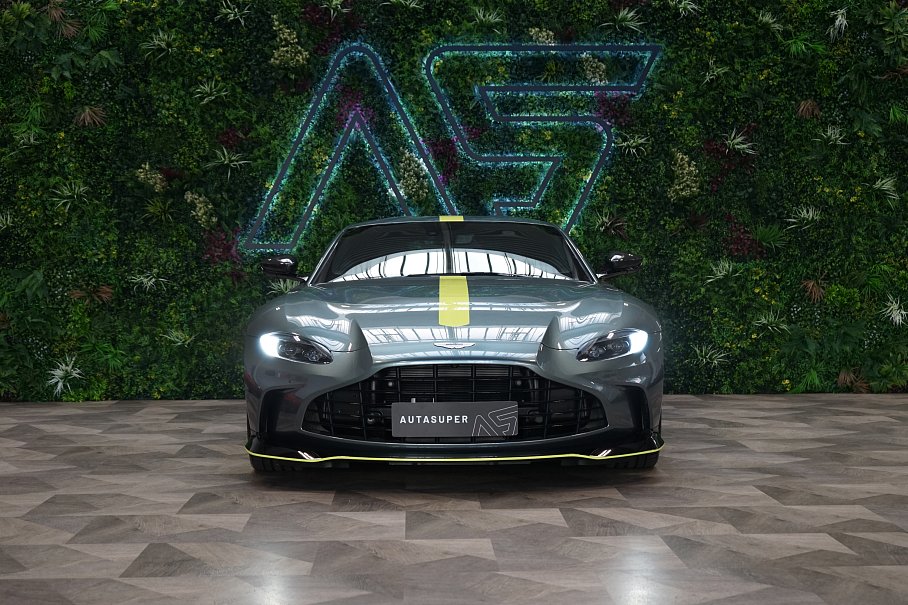 Aston Martin V12 Vantage Coupe