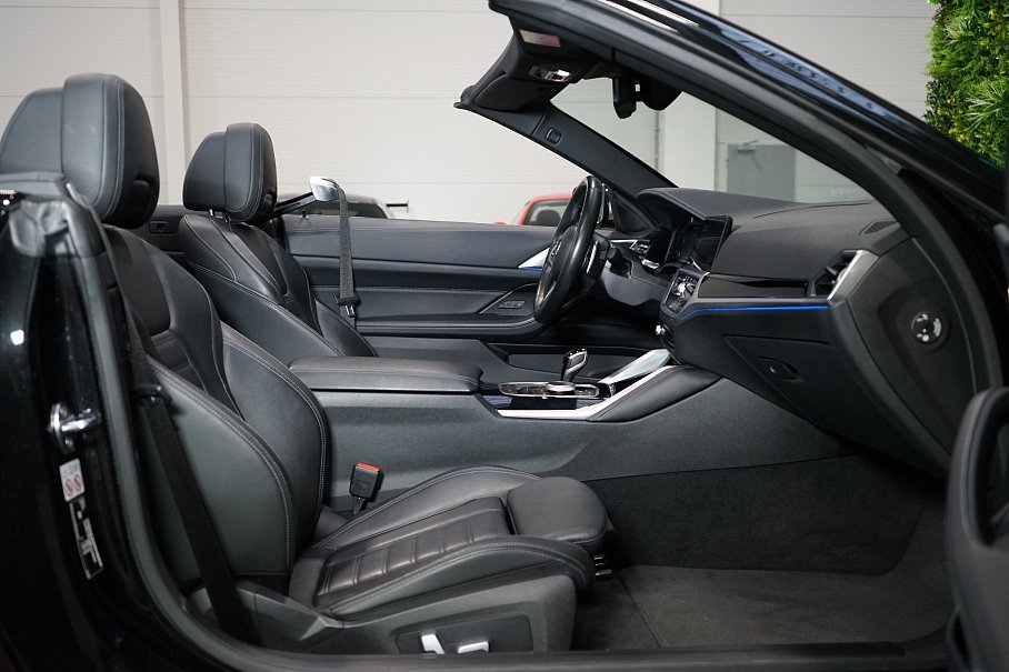 BMW Řada 4 M440i xDrive Cabriolet