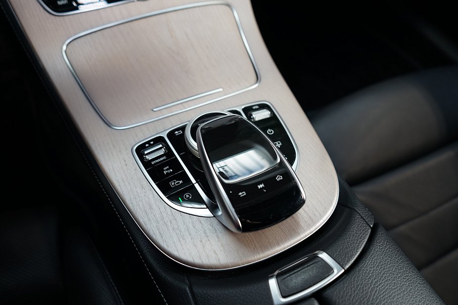 Mercedes-Benz Třída E 350d 4Matic Coupé