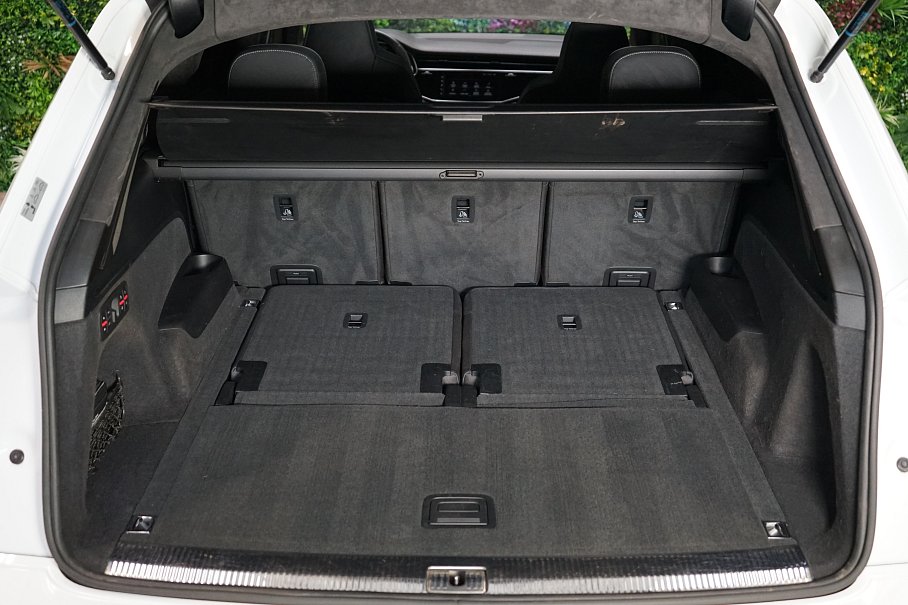 Audi SQ7 4.0 TDI quattro