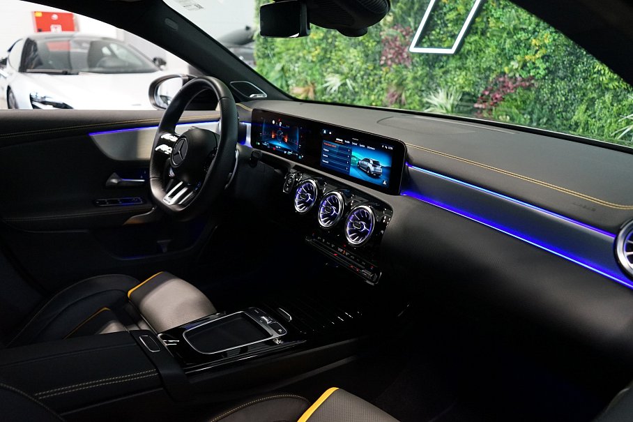 Mercedes-Benz Třída A 45 S AMG 4Matic+