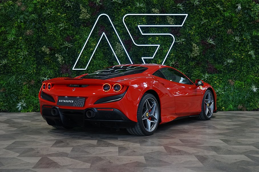 Ferrari F8 Tributo