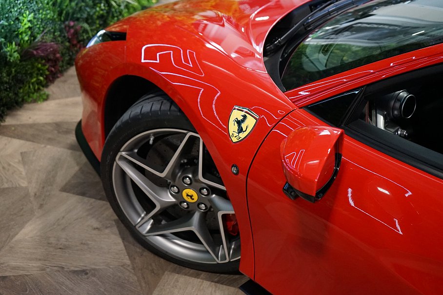 Ferrari F8 Tributo