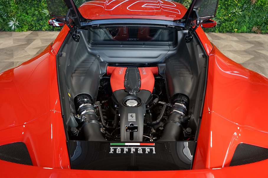 Ferrari F8 Tributo