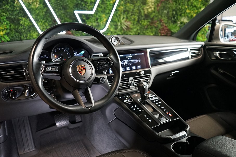 Porsche Macan S