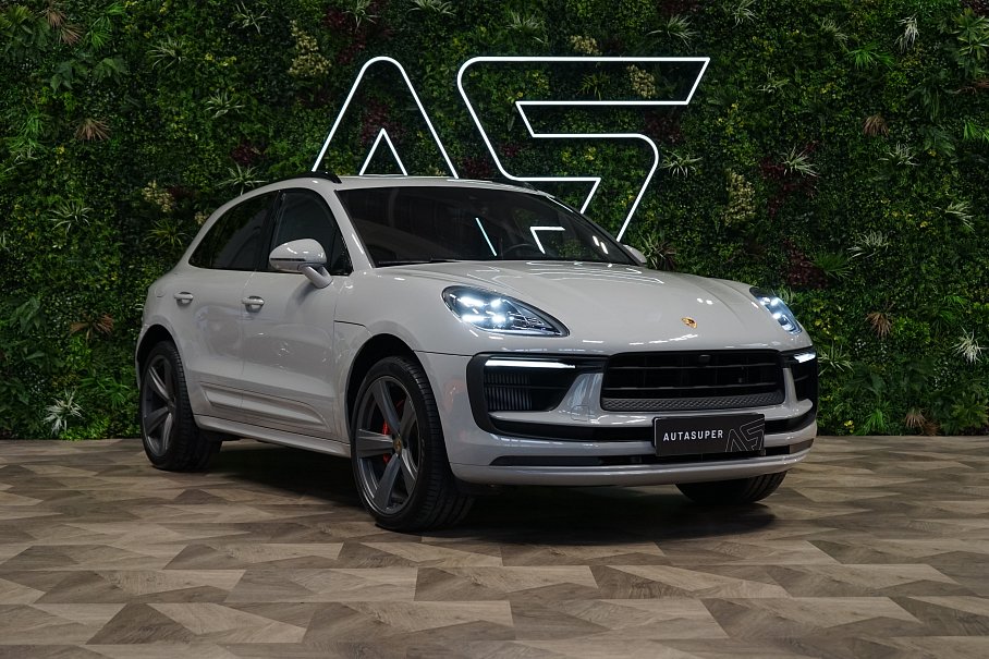 Porsche Macan S