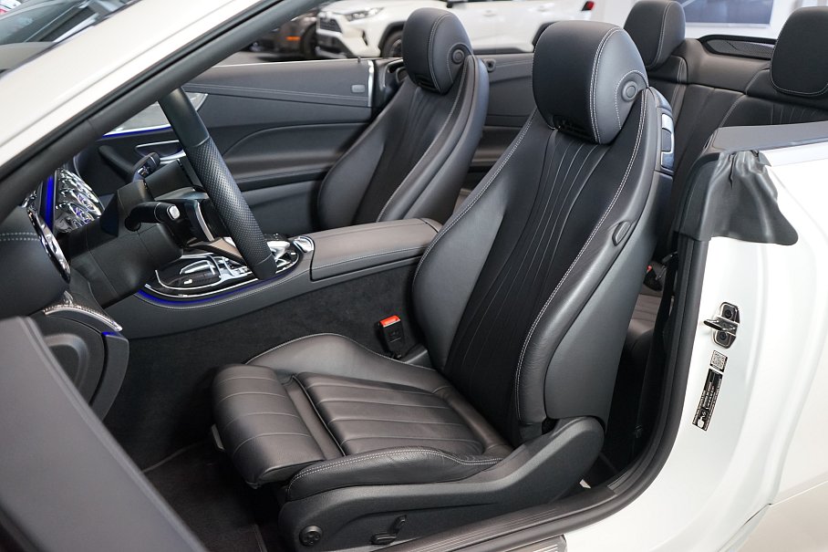 Mercedes-Benz Třída E 300 Cabriolet
