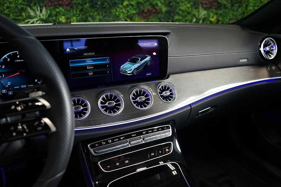 Mercedes-Benz Třída E 300 Cabriolet