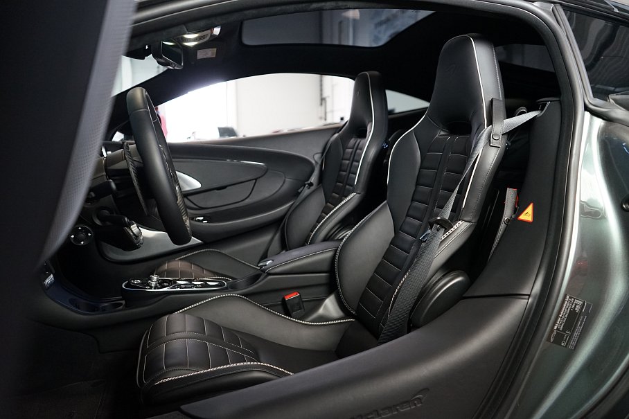 McLaren GTS 