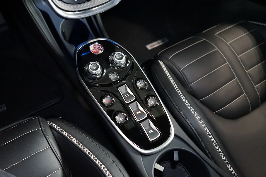 McLaren GTS 