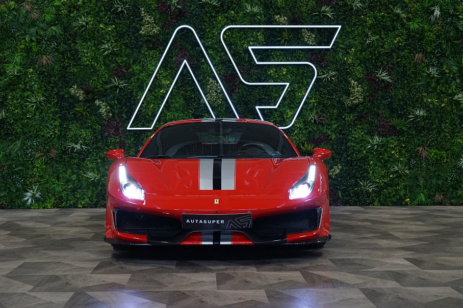 Ferrari 488 Pista