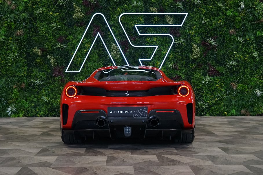 Ferrari 488 Pista