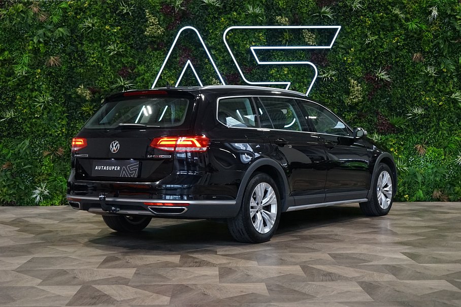 Volkswagen Passat 2.0 TDI Alltrack 4Motion