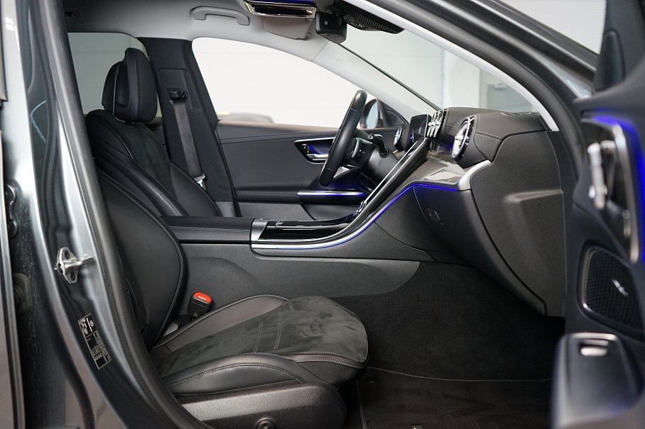 Mercedes-Benz Třída C 220d 4Matic